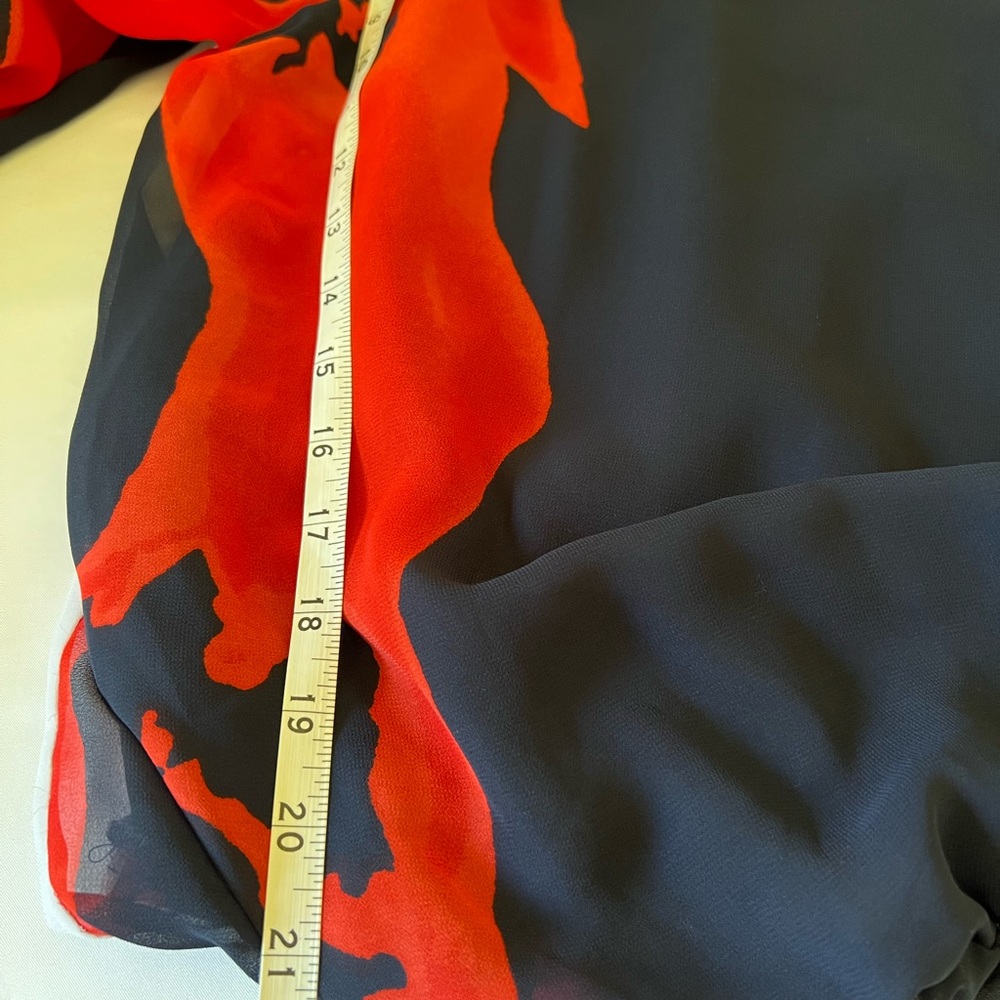 🎉HP🎉 Vince Camuto Balloon Sleeve Blouse Pleated Elastic Waist Size Medium - Picture 7 of 11